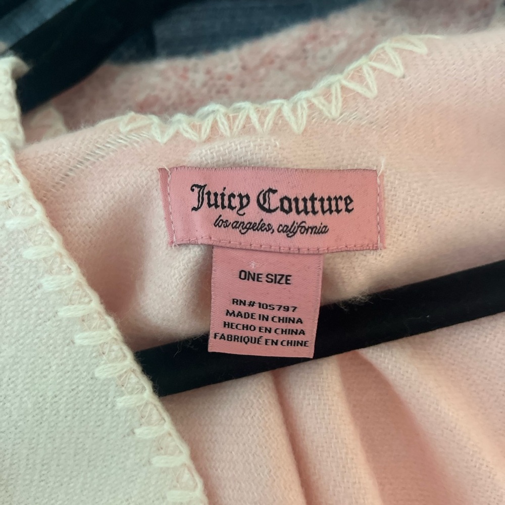 Juicy Couture Soft Pink Women's Robe